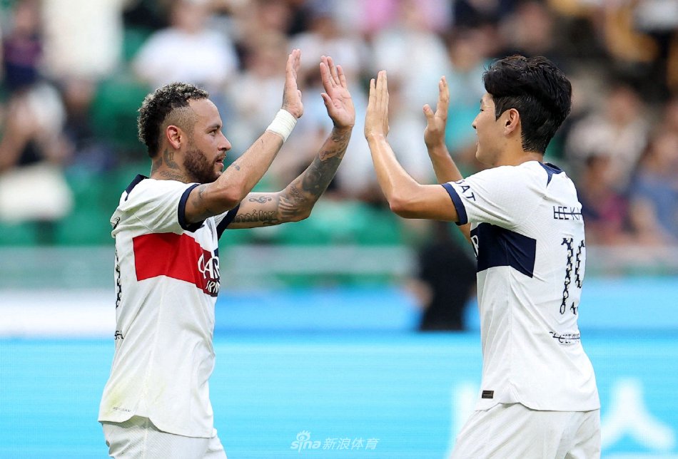 场屡屡闪光 场屡屡闪光