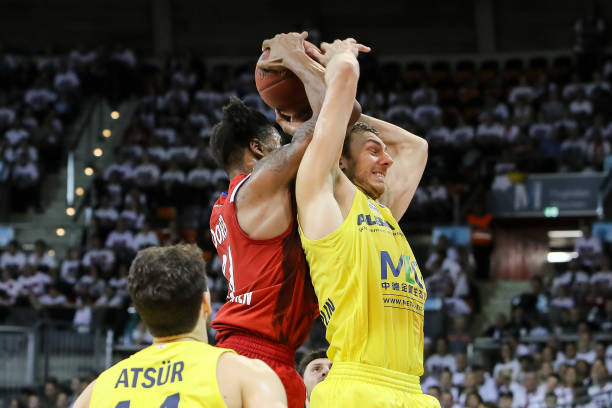 稳步发展 稳步发展