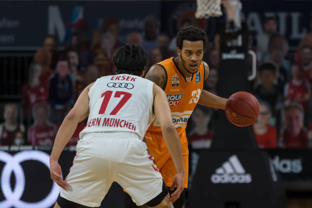 与此同时 与此同时