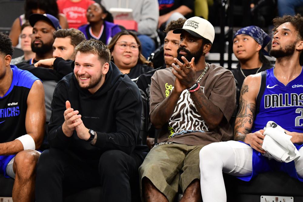 这一话题紧 这一话题紧