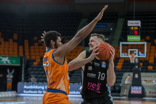 很大程度上 很大程度上