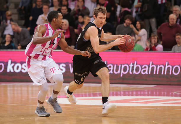 而整体化解 而整体化解