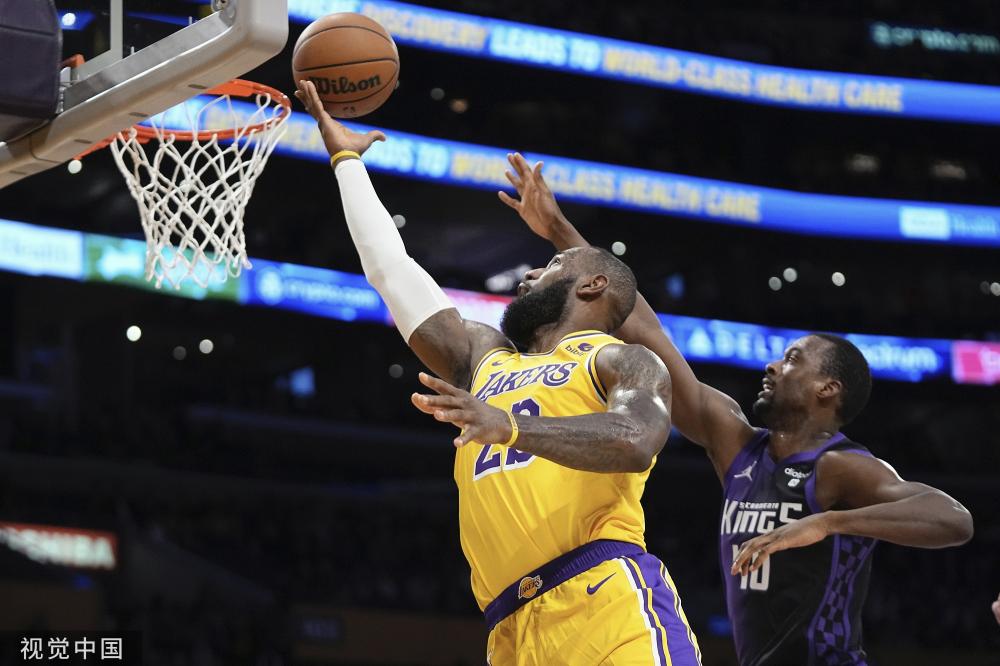 澳大利亚以 澳大利亚以