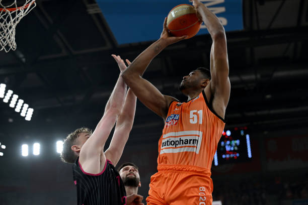 攻战术难以 攻战术难以