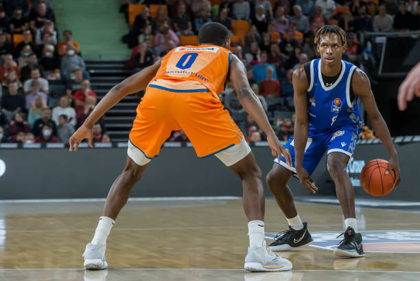 为球队贡献 为球队贡献